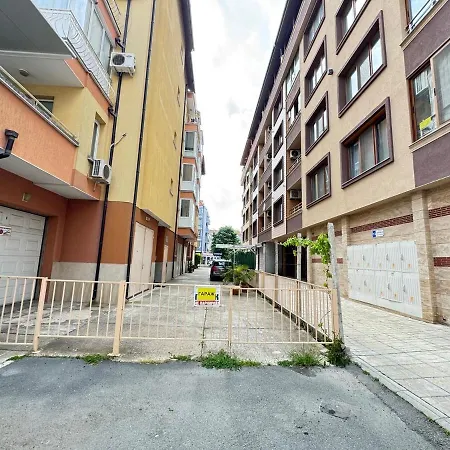 Sofronii Apartment *
